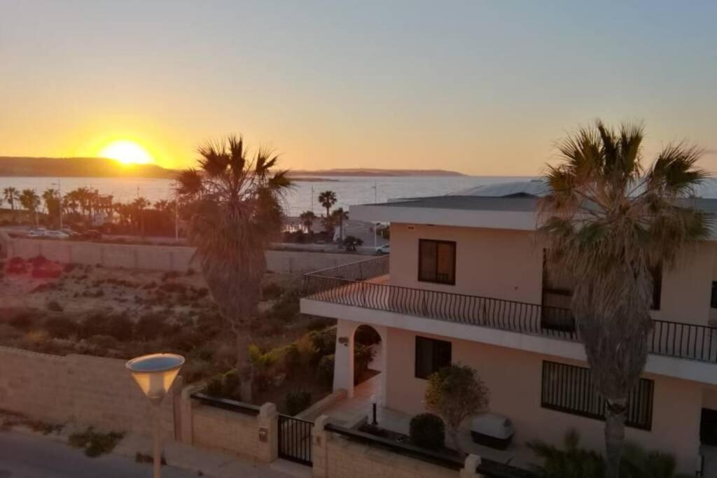 Sunshine Holiday Apartment 5 With Spectacular Seaviews San Pawl il-Baħar Eksteriør billede